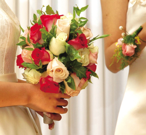 ������ ���뻨