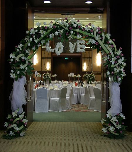 ���չ���